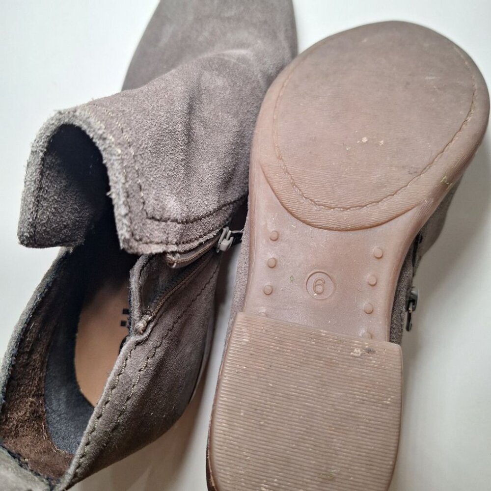 Diba Ankle Booties Low Heel Brown Zip Womens‎ US 6 Faux Suede - Picture 6 of 9